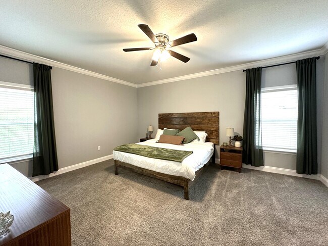 Building Photo - 113 Tranquility Dr