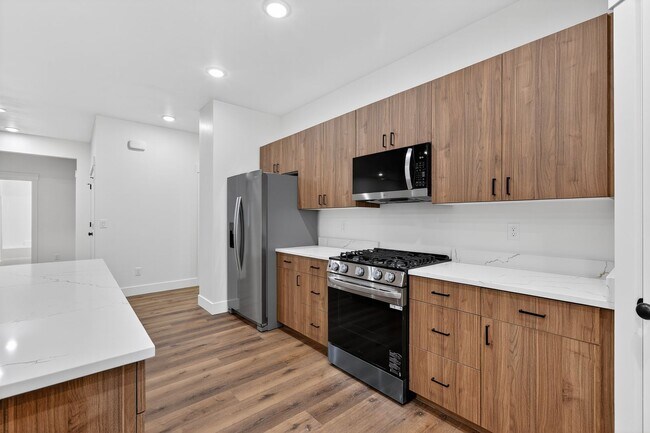 Building Photo - JR119L