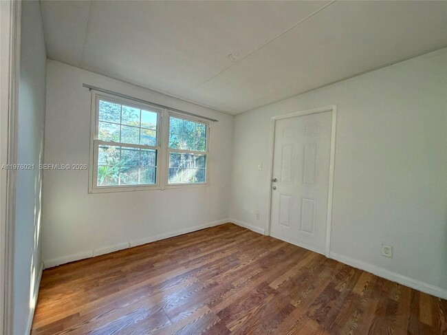 Building Photo - 7212 SW 3rd Ct