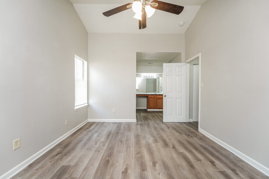 Building Photo - 6164 St Christophers Ct