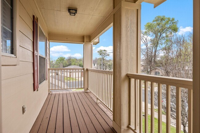 Building Photo - 9028 Sun Shower Bend