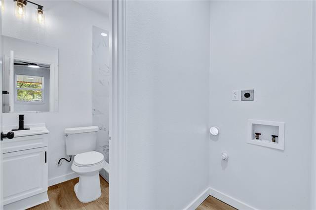 Building Photo - 211 Woodlawn Dr