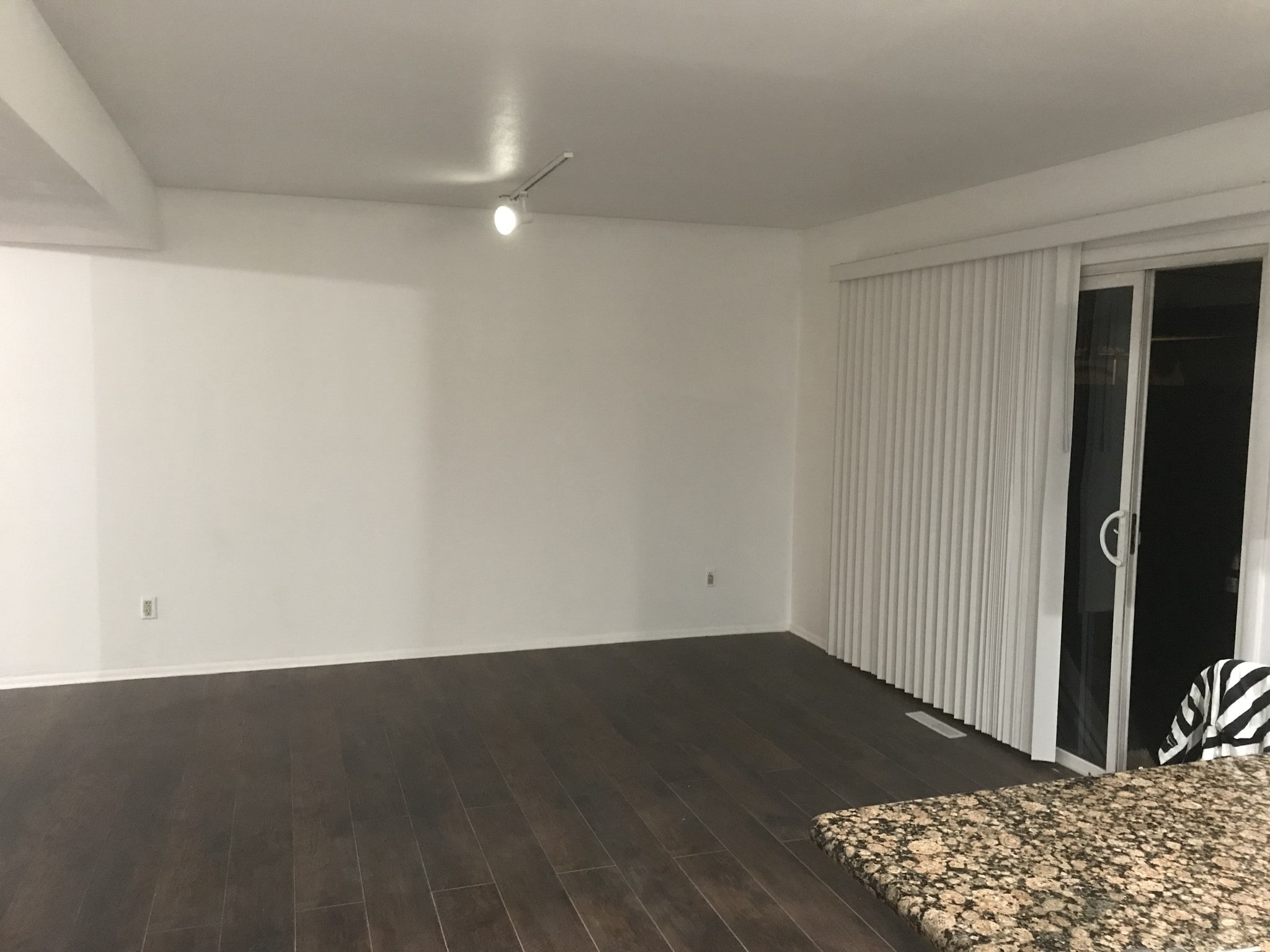 Large dining room - 3930 S Yosemite St