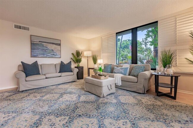 Building Photo - 1665 S Ocean Ln