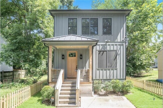 Primary Photo - 178 Richardson St SE