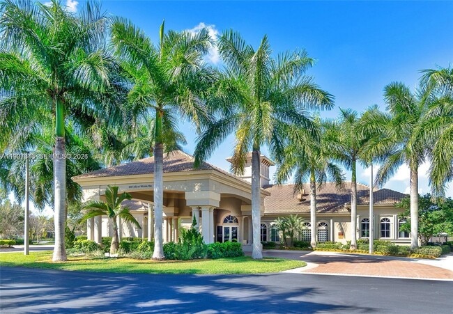 Building Photo - 19232 N Gardenia Ave