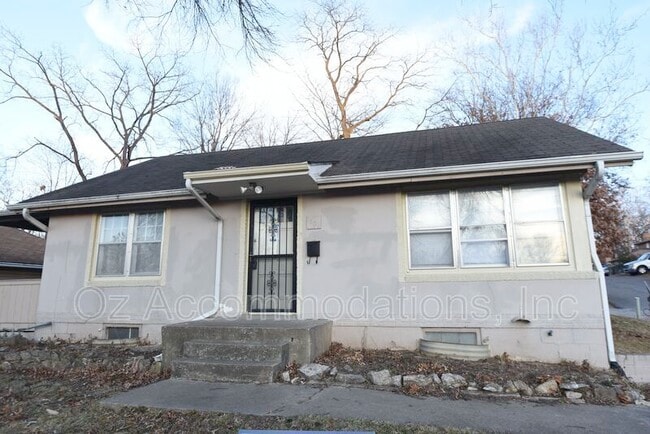 Building Photo - 1501 N 22nd St
