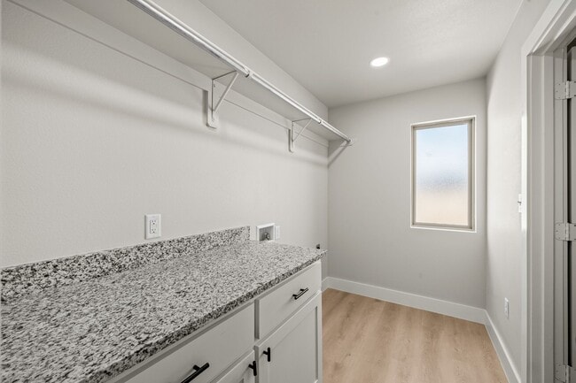 Building Photo - 10529 East C R 7400
