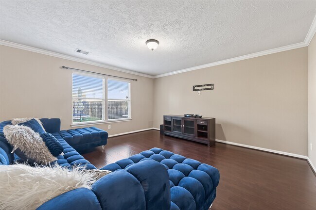 Building Photo - 18110 Rexine Ln