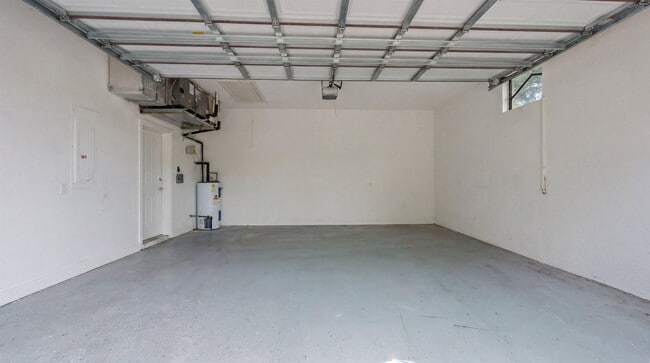 Building Photo - 2055 Regents Blvd