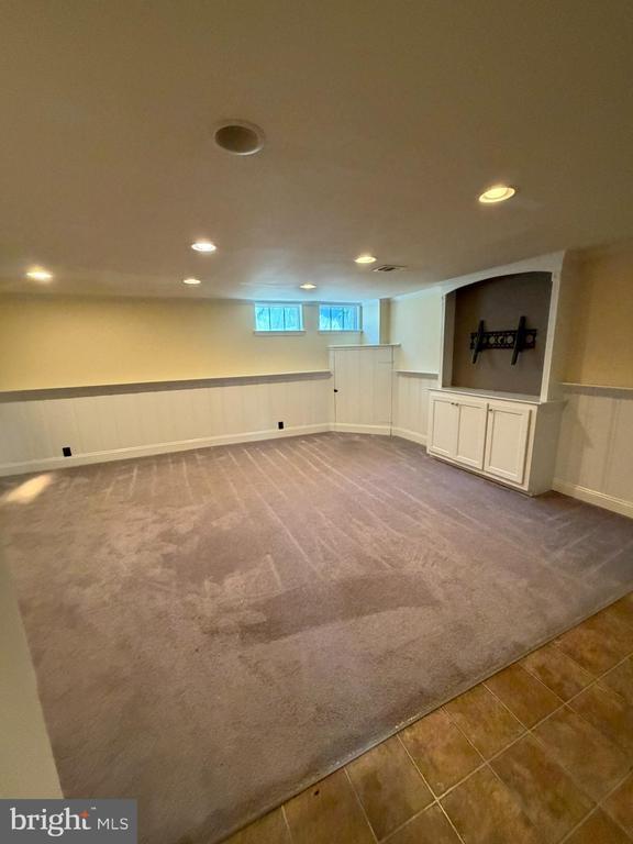 Building Photo - 1543 Cottage Ln
