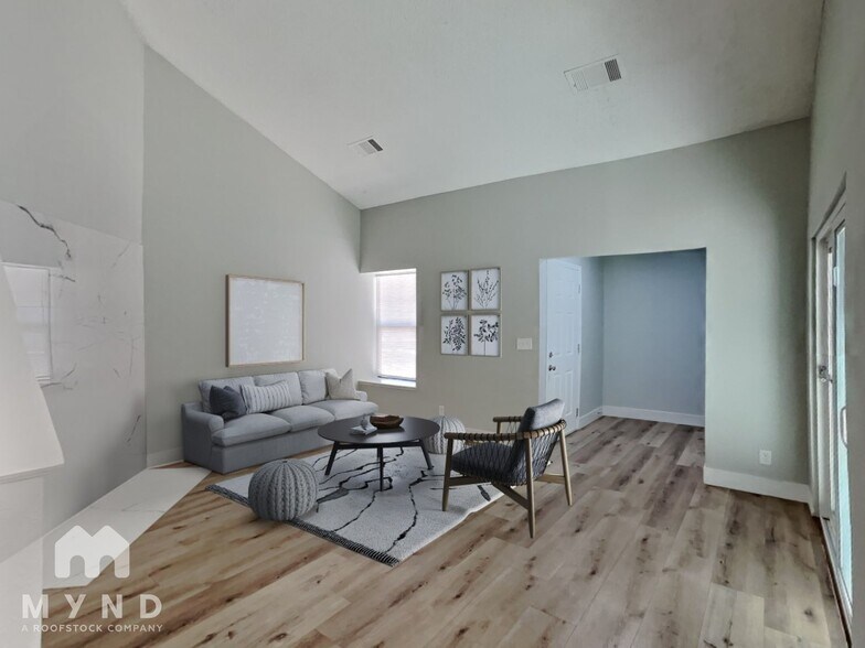 Building Photo - 4336 N Fox Point Dr