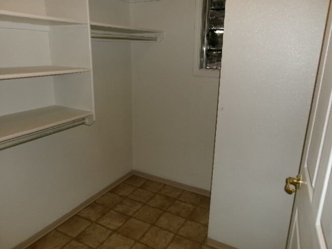 Building Photo - Remodeled 2 bed 1 bath with RV space