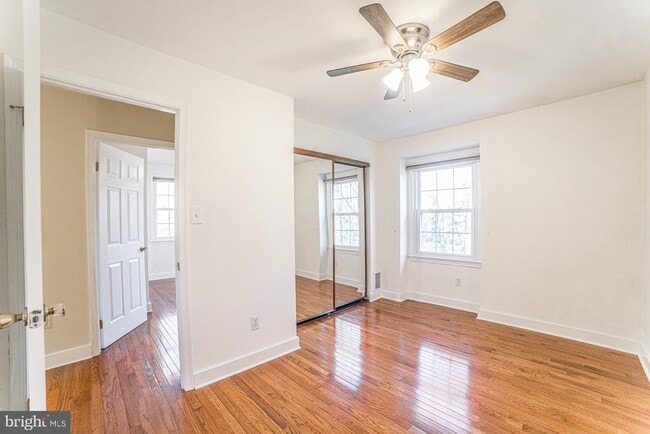Building Photo - 3337 Contessa Ct