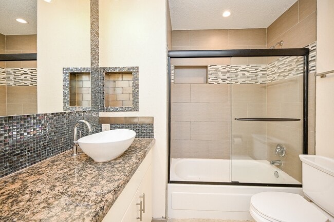 Building Photo - 1511 Apple Park Dr