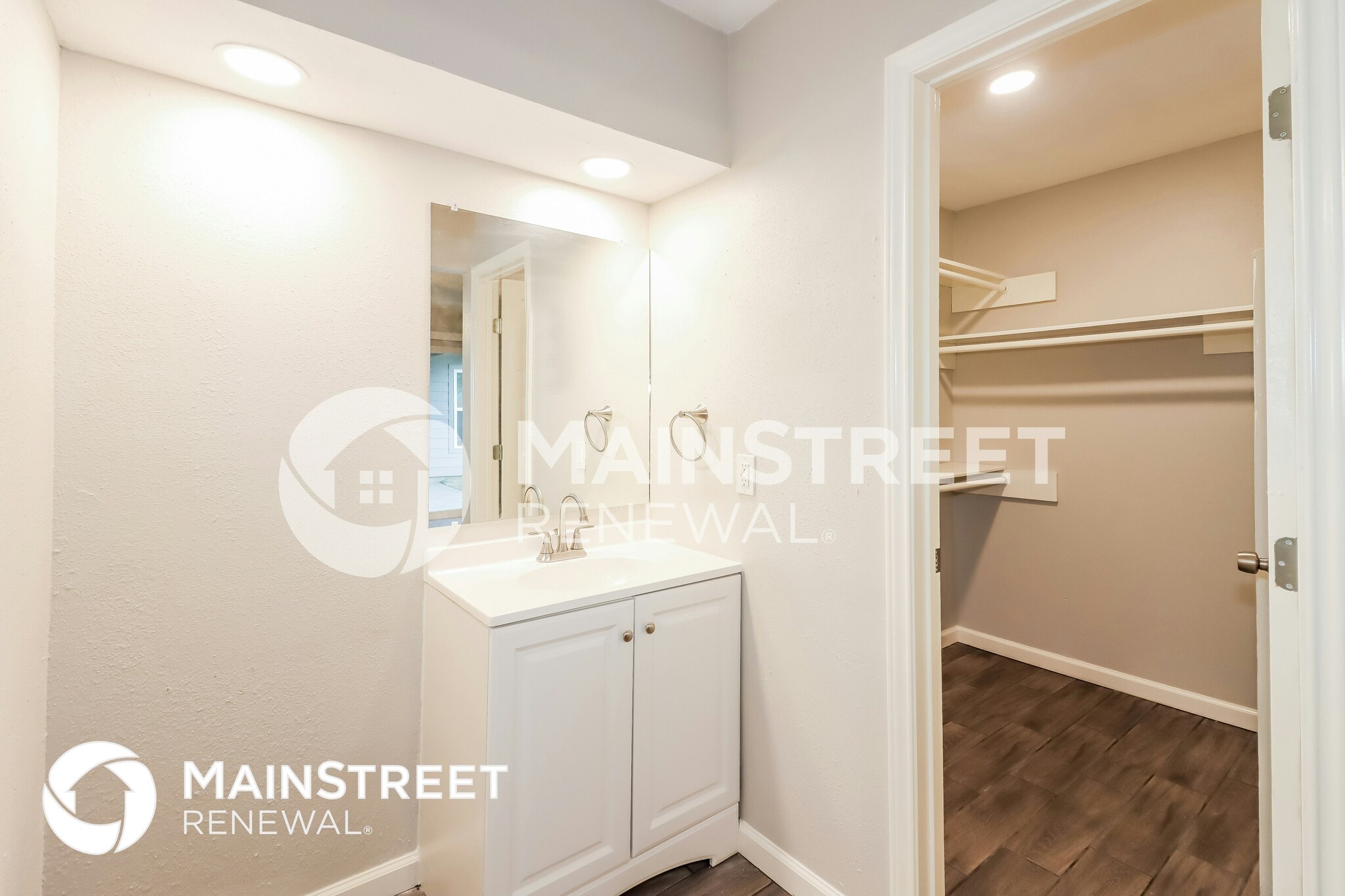 Building Photo - 2307 Hammerwood Dr