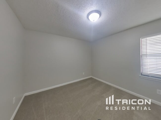 Building Photo - 11418 Prom Point Ct