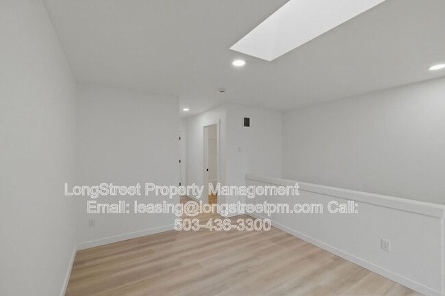 Building Photo - 826 S 19th St