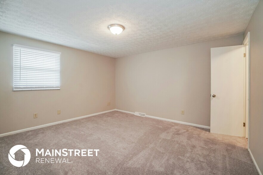 Building Photo - 5412 Aqua St