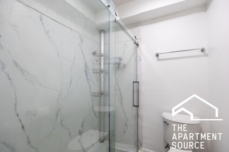 Building Photo - 1844 W Henderson St