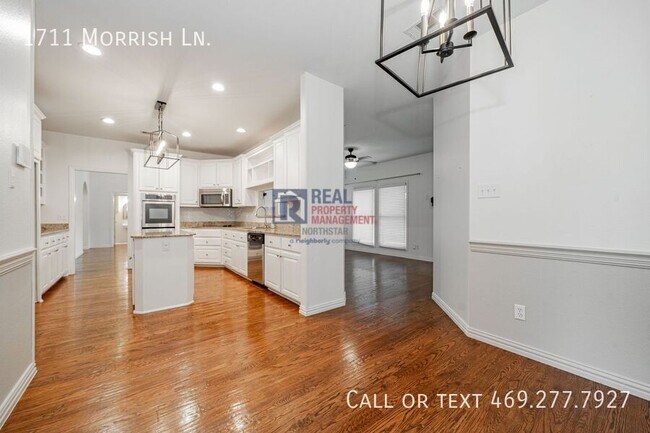 Building Photo - 1711 Morrish Ln