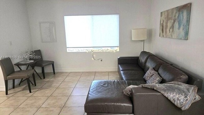 Building Photo - 1304 NW 3rd St