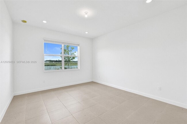 Building Photo - 3766 Harborside Ave