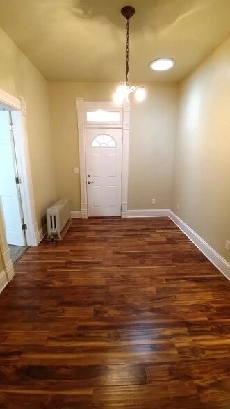 Building Photo - 319 Pratt St