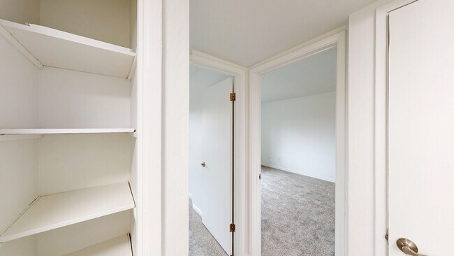 Building Photo - 402 Alameda del Prado