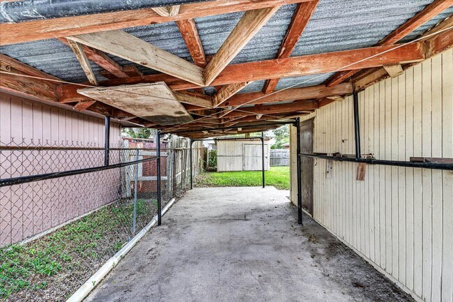 Building Photo - 1622 La Joya St