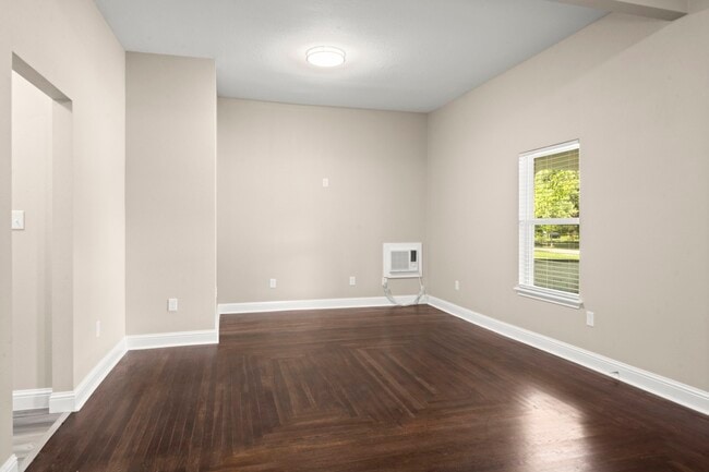 Building Photo - 4902 McKinney St