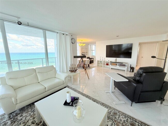 Building Photo - 2751 S Ocean Dr