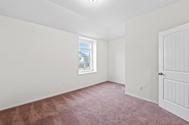Building Photo - 4729 San Rufo Dr