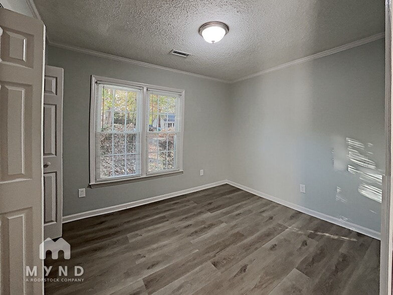Building Photo - 5716 Lambrook Ct