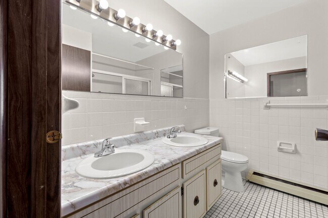 Building Photo - Rent-ready this July: 2 Bedroom and 1 Bath...