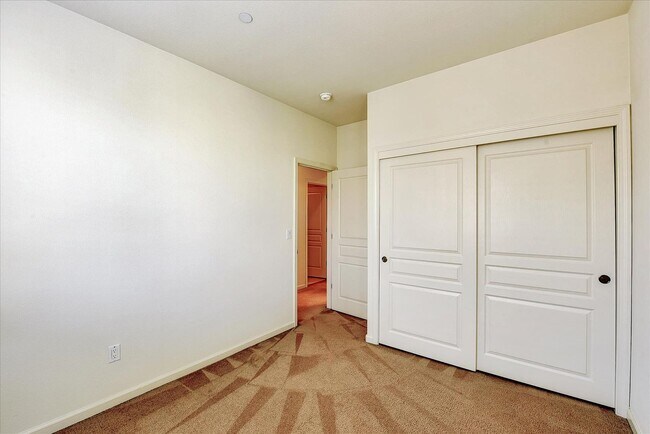 Building Photo - PRIME CORNER HOME NEAR TRAILS LIGHT-FILLED...