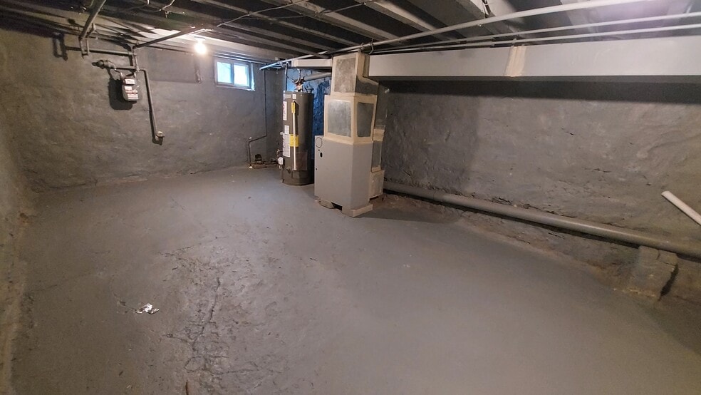 Building Photo - 2503 N Garnet St