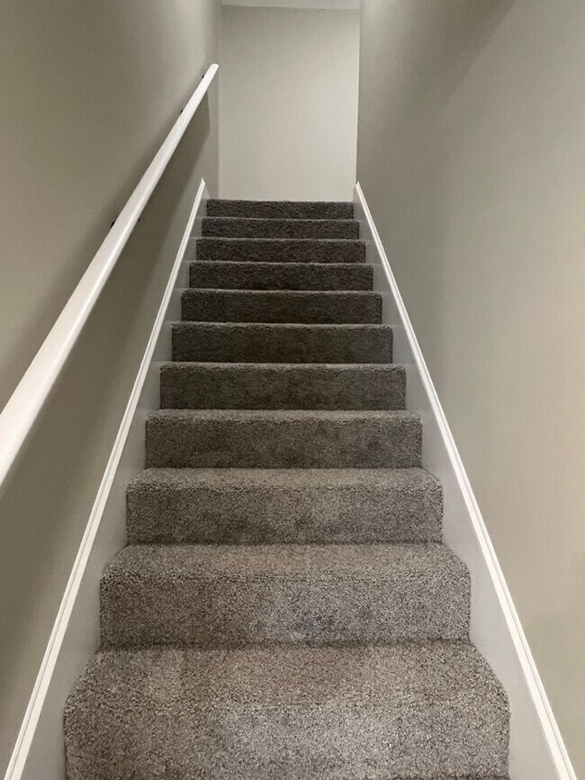 Building Photo - BRAND NEW! 3BR/2BA Duplex for Rent