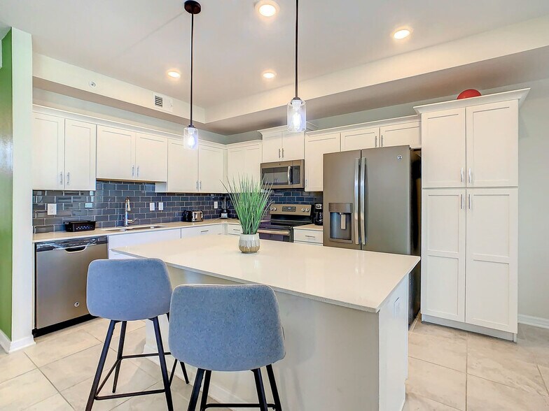 Building Photo - 4741 Clock Tower Dr