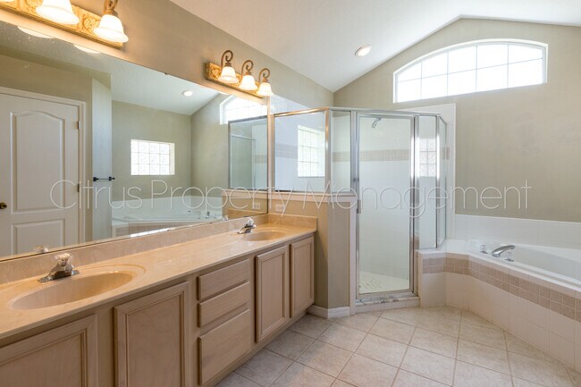 Building Photo - 3/2 Clermont Home