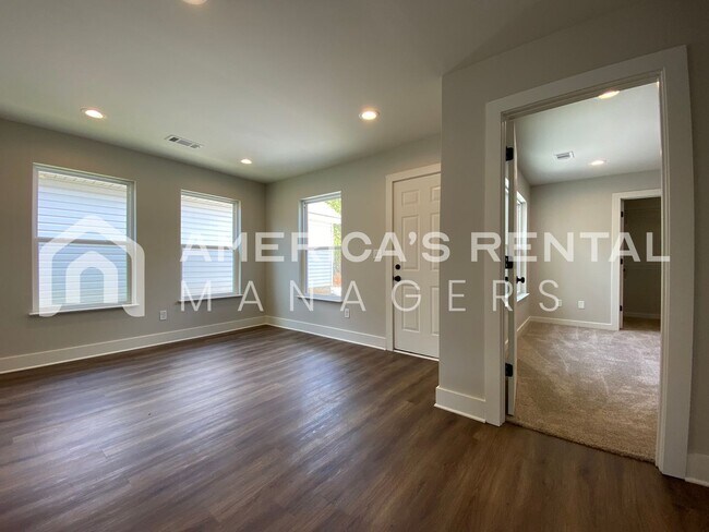 Building Photo - Home for rent in Montgomery!!! COMING SOON!!