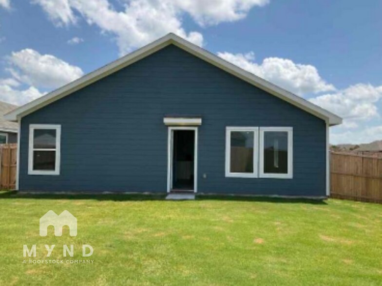 Building Photo - 4040 Drifters Bnd Dr