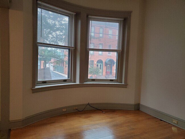 Building Photo - First Floor 1 Bedroom near Downtown Lancaster