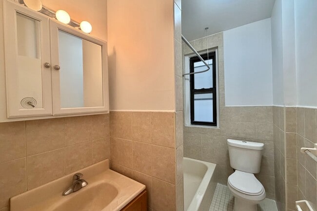 Floorplan - 165 Pinehurst Avenue