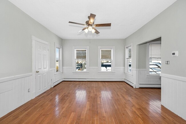 Building Photo - 339 Lincoln St