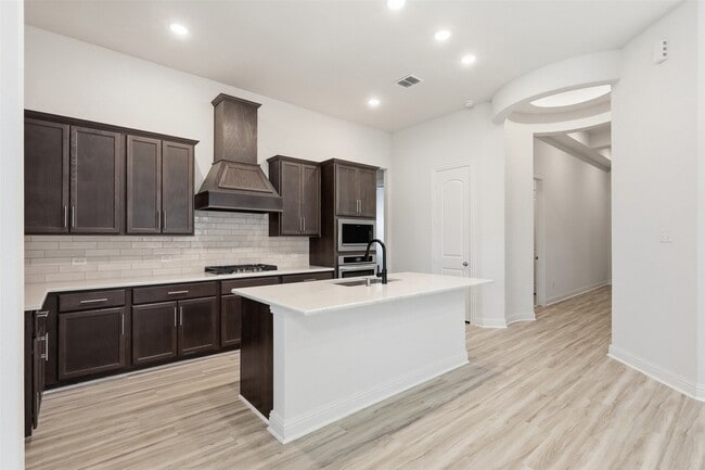 Building Photo - 3006 Myrtle Bch Ln