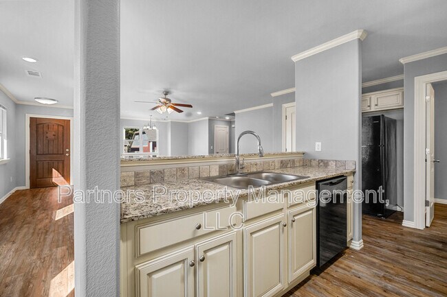 Building Photo - 4092 W Santa Maria Ln