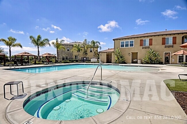 Building Photo - 10777 Canyon Grove Trail