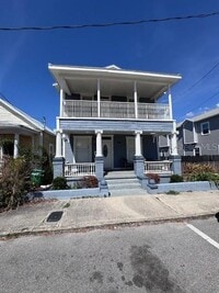 Building Photo - 1910 E Columbus Dr