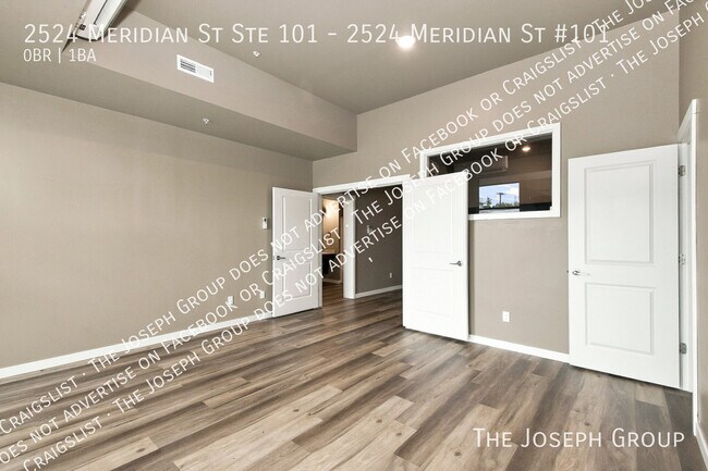 Building Photo - 2524 Meridian St
